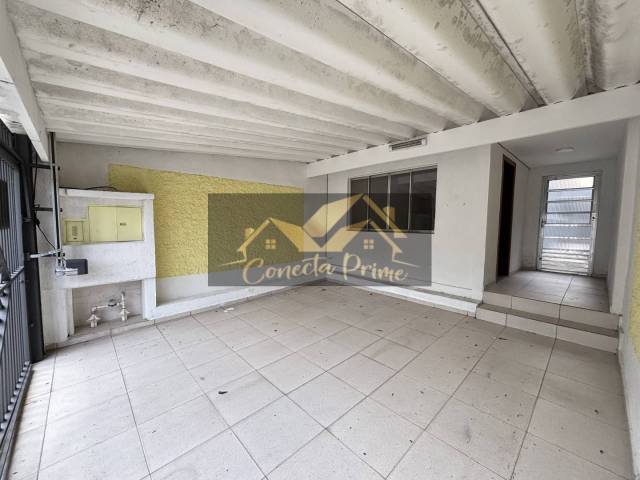 Sobrado para Locação em Taboão da Serra - 4