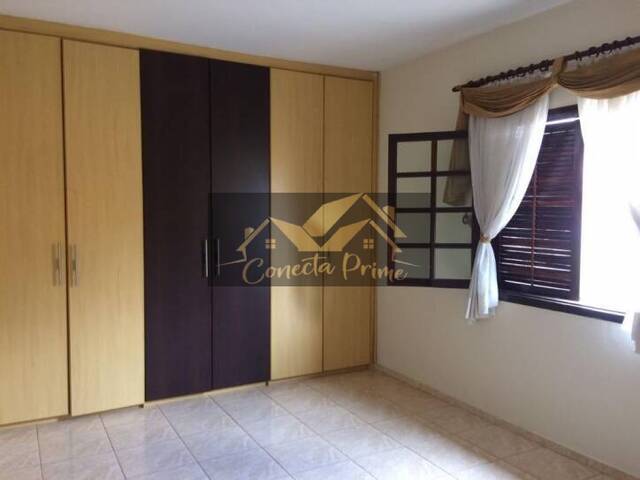 Sobrado para Venda em Taboão da Serra - 4