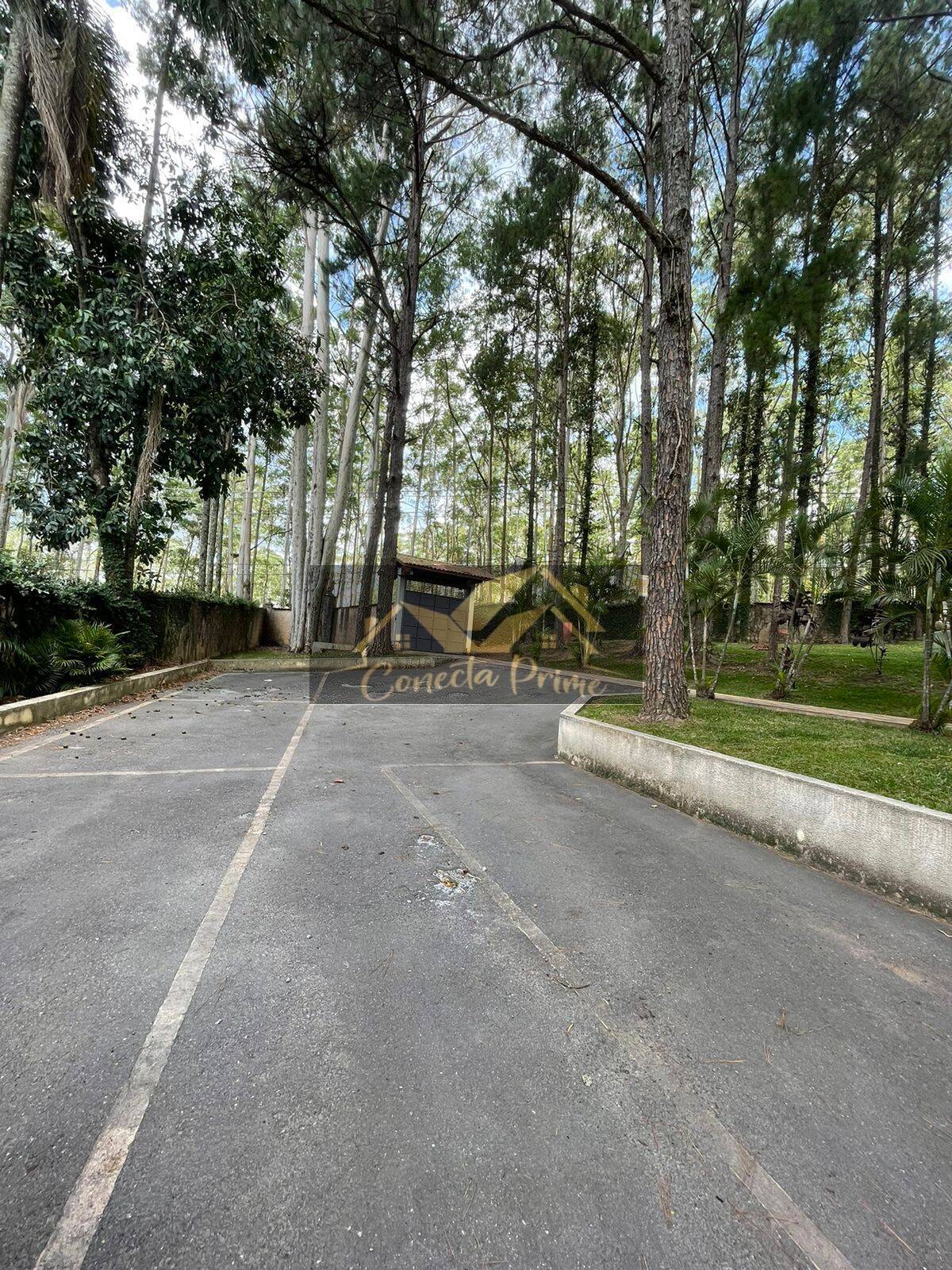 Linda Chácara a venda próximo ao CT do São Paulo e Centro de Cotia - SP
