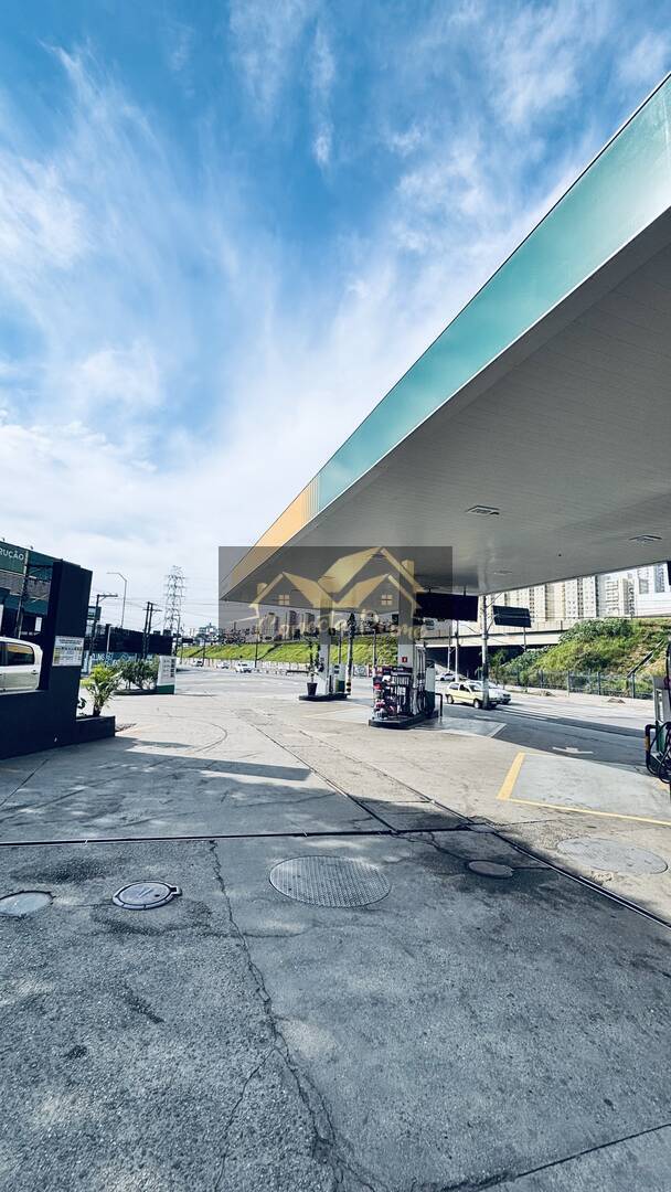 Salão/Loja comercial para alugar em Carapicuíba ao lado do Rodoanel.