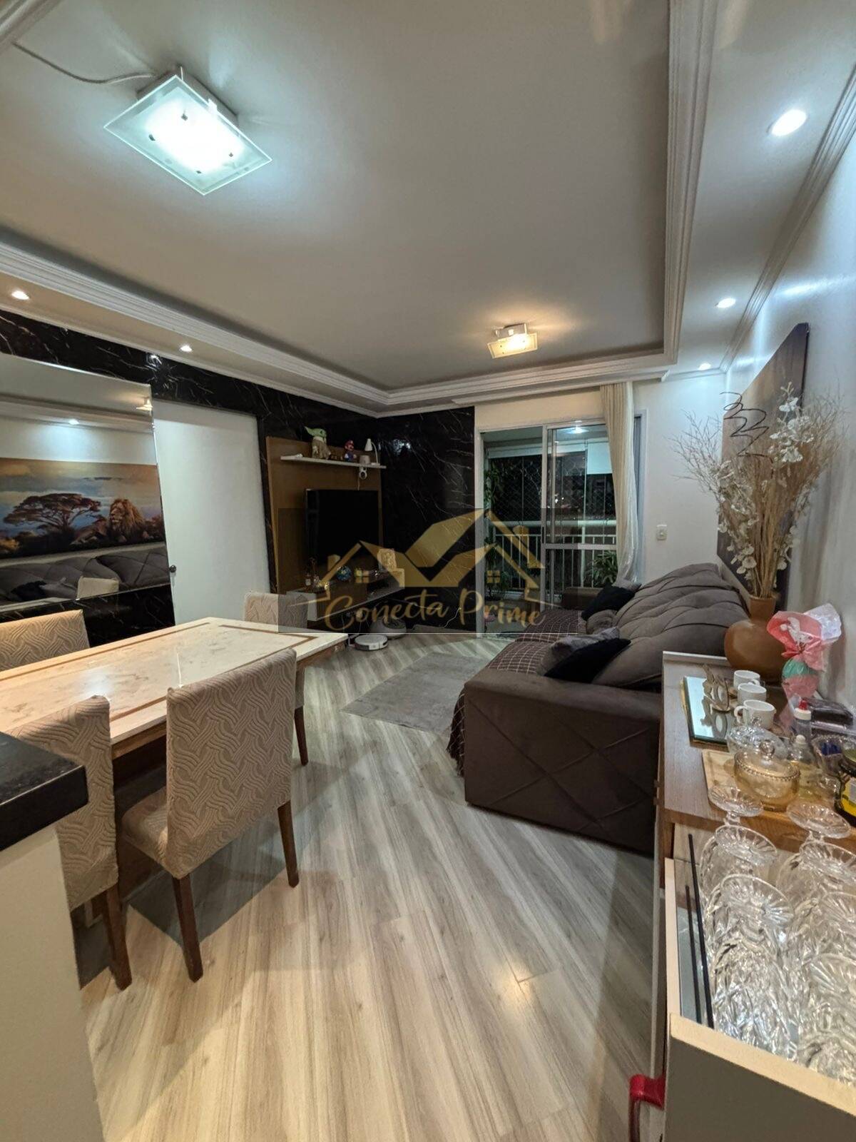 Apartamento à venda no Condomínio Colinas do Sol - Taboão da Serra.