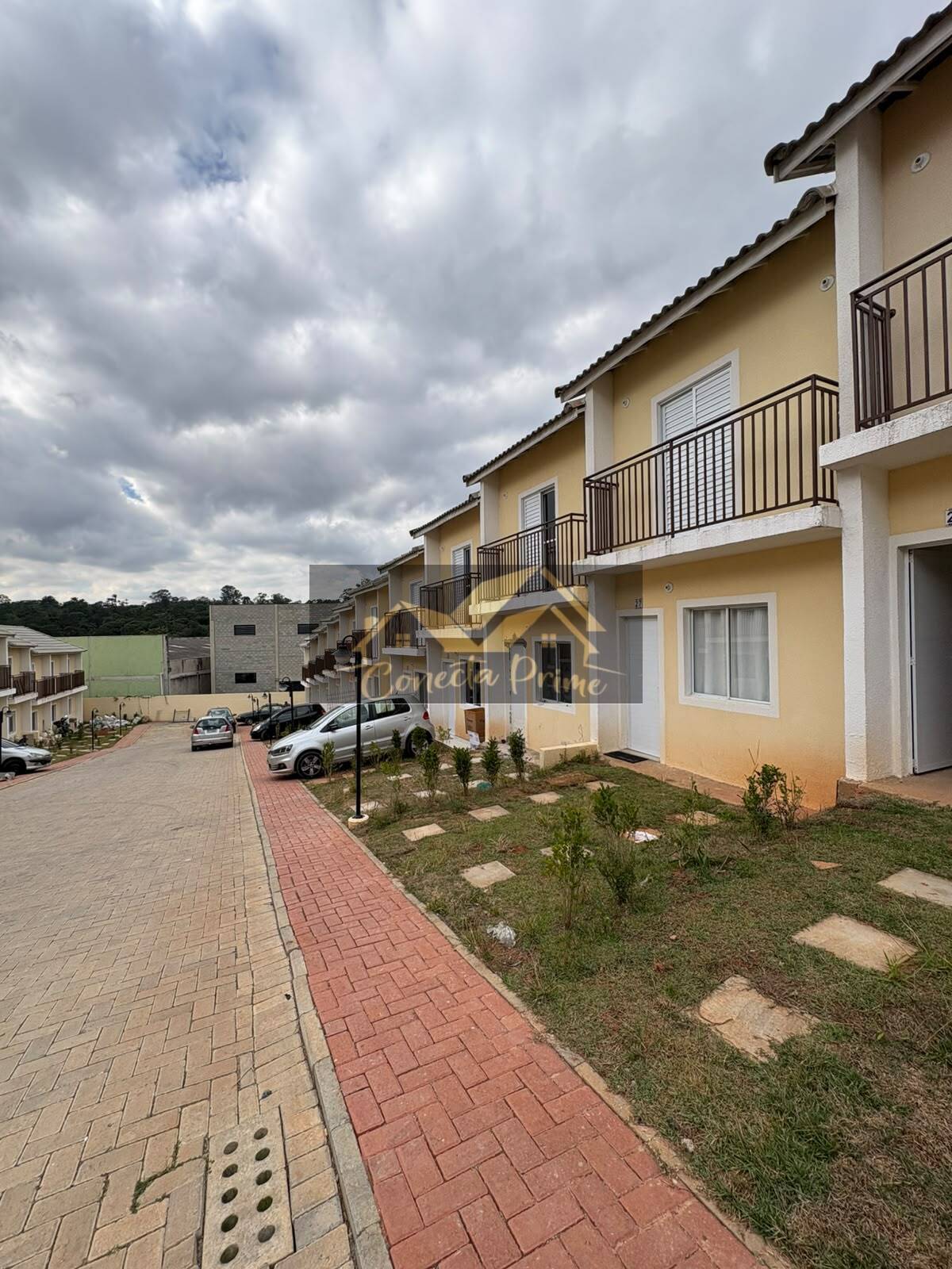 Casa à venda no Residencial Miami no Km 28 da Raposo Tavares - Cotia - SP